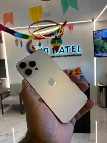 iPhone 16 Pro Max Desert 256GB 93% - Loja Fisica