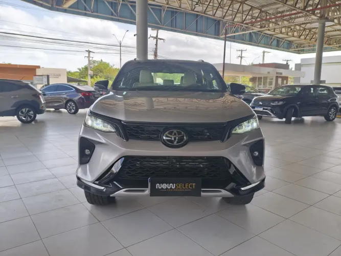 Toyota Hilux SW4 Diamond 2.8 TB 4X4 Die. Aut. 2022