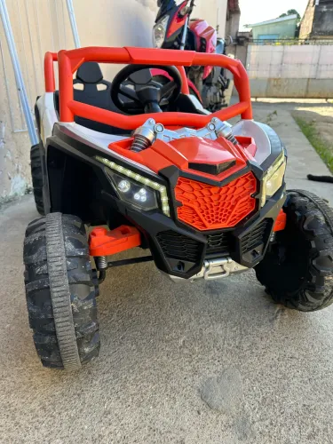 Carrinho elétrico infantil