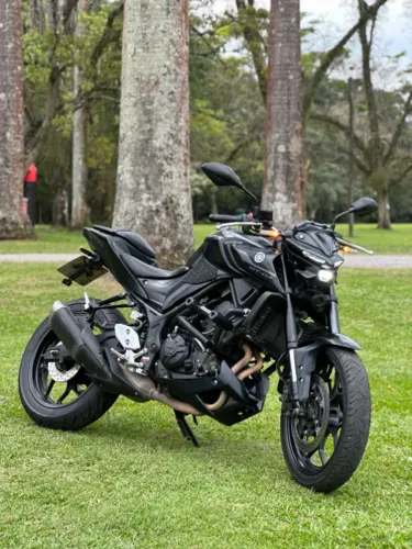Yamaha MT-03 ABS 2022 | 29.500 km | Pneu e relação novos