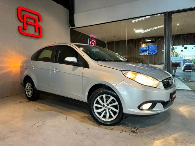 Fiat Siena Attractive 1.4 Fire Flex 8V 4P 2015