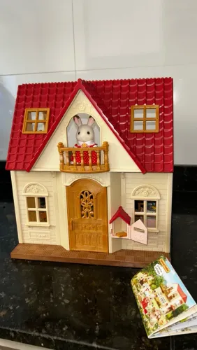 Casa Sylvanian Families + móveis e coelhinha - original
