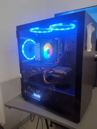 Pc gamer Ryzen 7 5700, 32GB ram, SSD 480GB, RX 6600 e windows 11