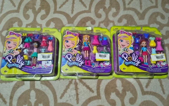 Conjunto de modas Polly pocket novo!