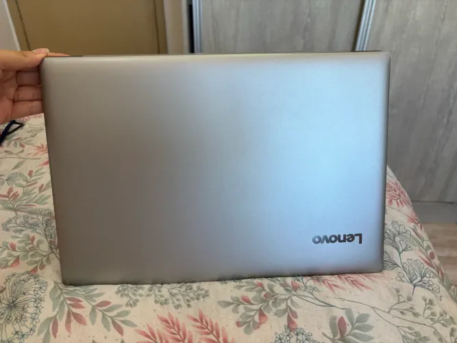 Notebook Lenovo Ideapad 330-15IKB 