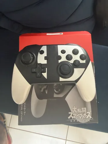 Nintendo Switch Pro controller edição especial 