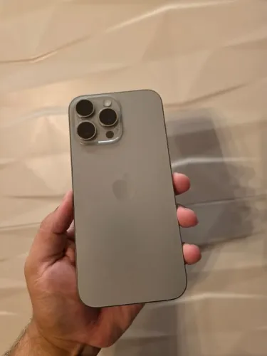 iPhone 16 Pro Max 512GB - Garantia Apple