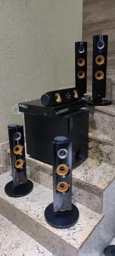 Home theater lg bluetooth mil watts,top.
