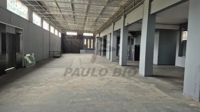 Prédio Industrial com Cabine Primária para alugar no Bairro Vila Vermelha em São Paulo - S