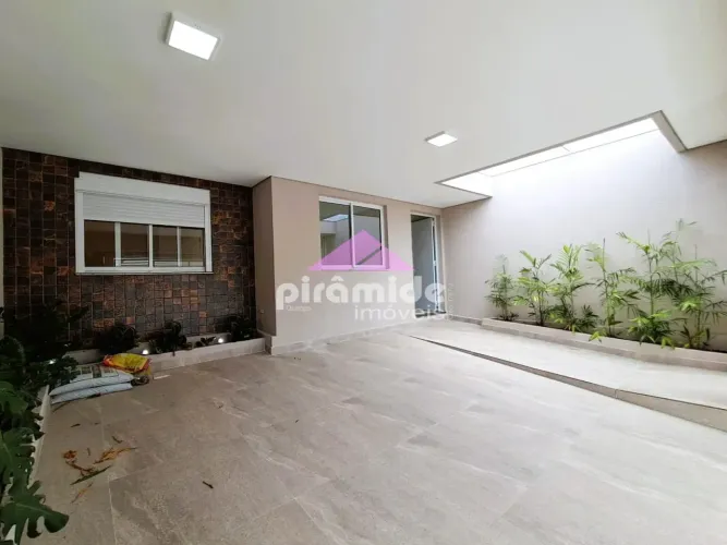 Casa no Portal dos Pássaros em São José dos Campos
