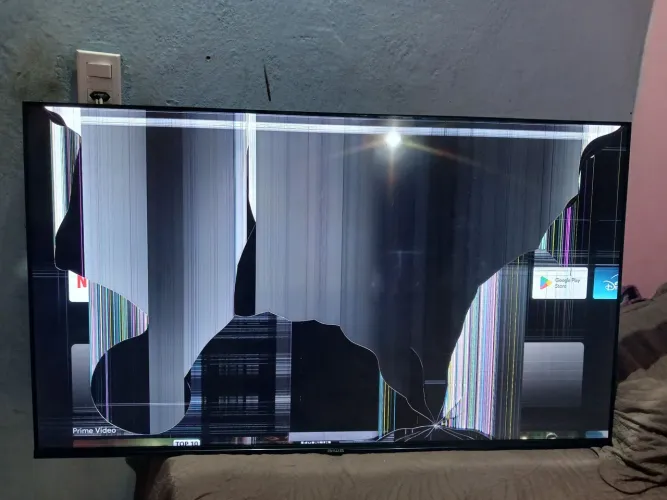 TV Android AIWA 55 Polegadas tela quebrada