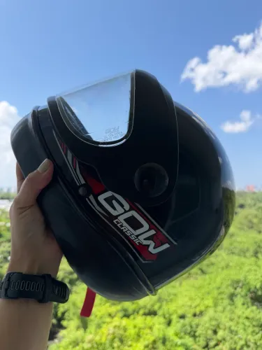 Capacete GOW