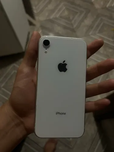 iPhone XR 128gb branco