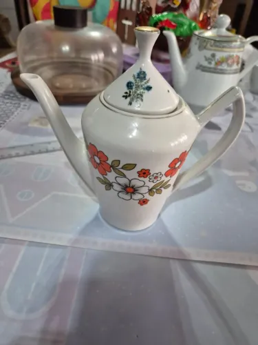 Bule de porcelana Pozzani