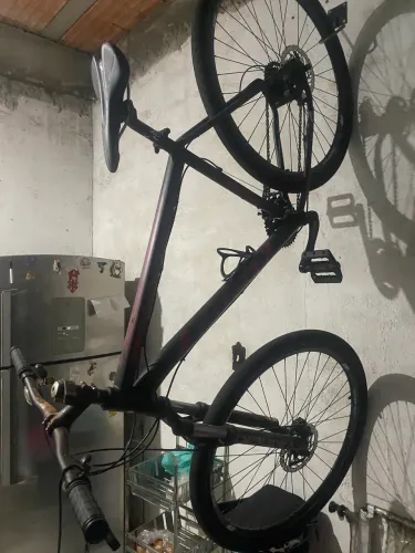 Baike. Bom estado Baike tamanho grande pessoas de 1.80