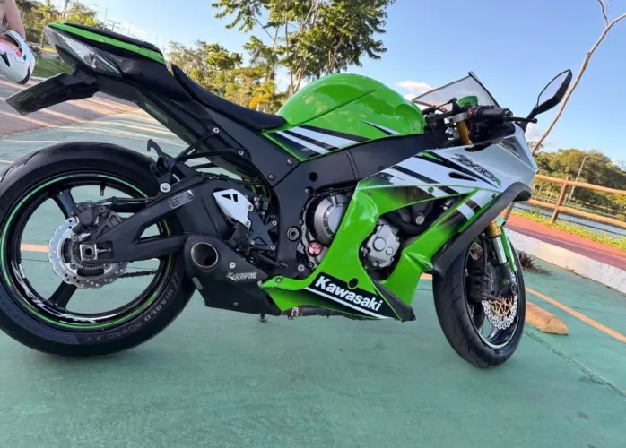 Kawasaki ZX-10R 2015