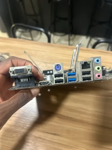 Placa Mãe H610M