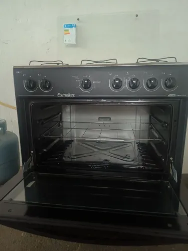 Vendo fogão seminovo acendimento manual