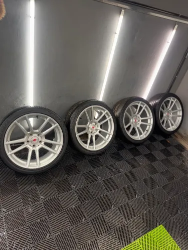 Roda aro 18 tala 8 5x112
