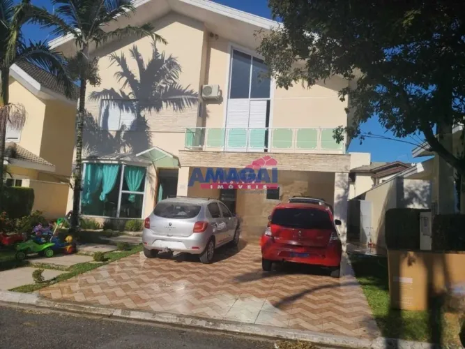 Casa no Condomínio Villas De Sant'Anna