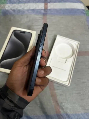 iPhone 15 pro 128g