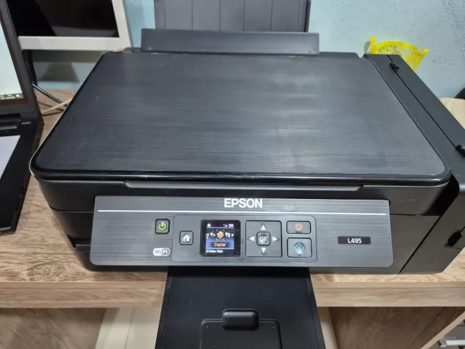 Impressora Epson L495,Multifuncional com buk-ink, Wi-Fi. 