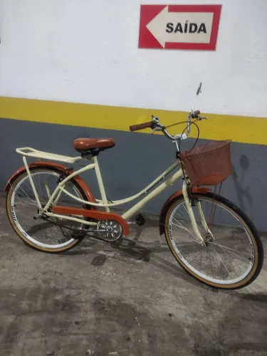 Venda bicicleta retrô semi Nova