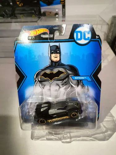 Hot Wheels Silver Series 1/64 Character Cars Batmobile Batman Rebirth