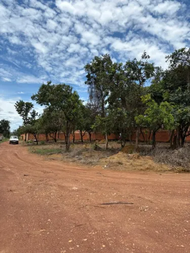 LOTE EM SANTO ANTÔNIO - 5 MINUTOS DO GAMA 
