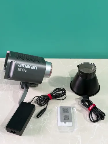 Amaran 150c Bicolor RGB - Iluminação Fotografia/Vídeo