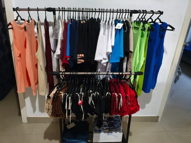 Vendo ou troco lote de roupas masculinas
