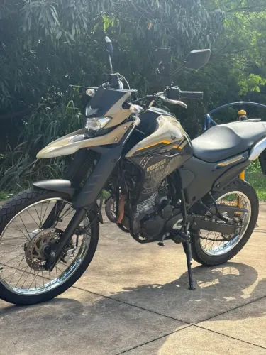 Yamaha lander xtz 250 bege