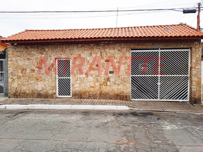 Sobrado de 308m² com 6 quartos em Vila Nilo