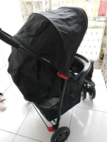 Carrinho de bebe unissex novo