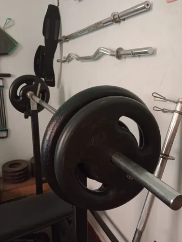 Anilha par 10kg EMBORRACHADA ACADEMIA TREINO MUSCULAÇÃO 