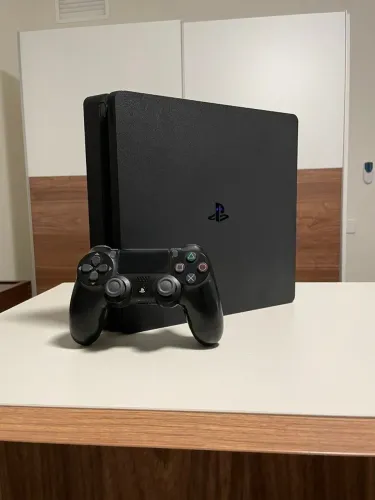 Ps4 slim 1TB