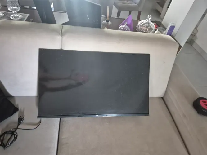 TV tcl 32 polegadas usado novo