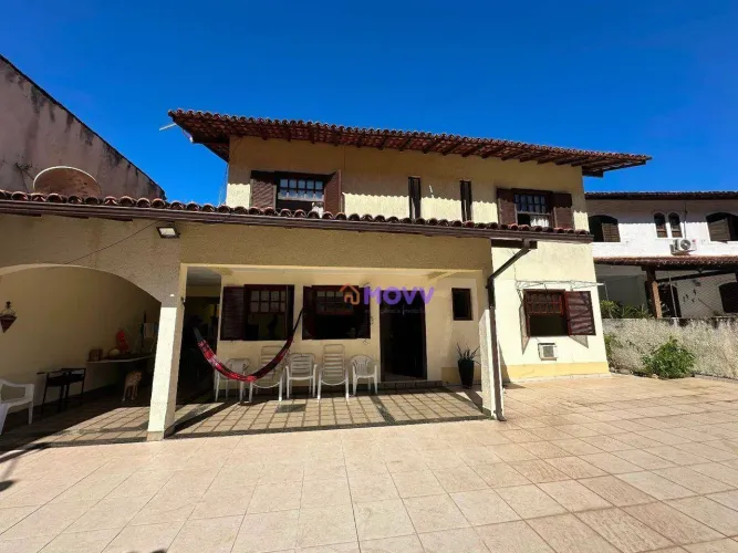 Casa com 6 dormitórios à venda, 450 m² por R$ 999.900,00 - Itaipu - Niterói/RJ