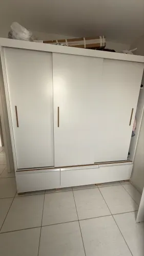 Guarda roupa novíssimo