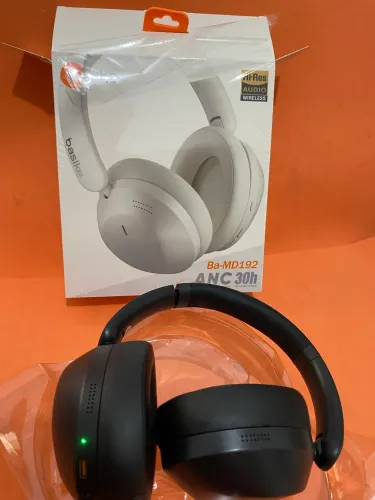 Fone Bluetooth Basik 30 horas Novo