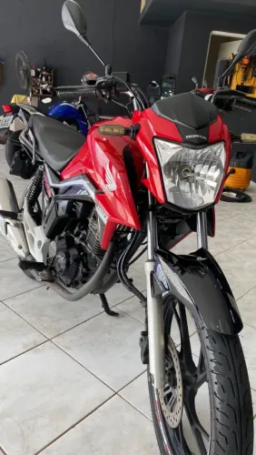 Titan 160