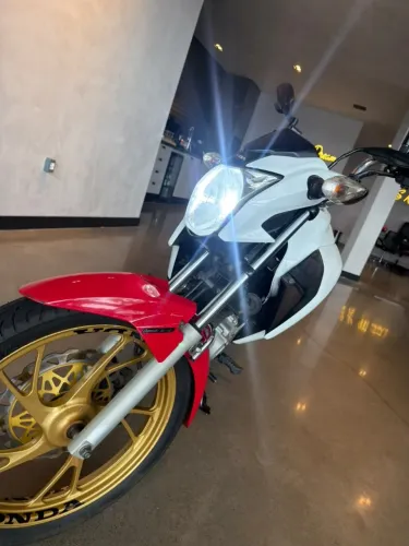 Honda Titan 160CC Edicao 40 ANOS 