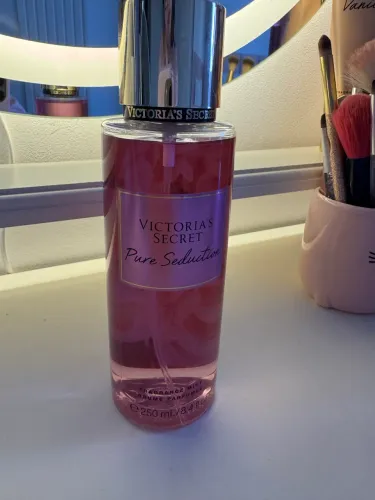 Body splash Victoria secretes NOVO