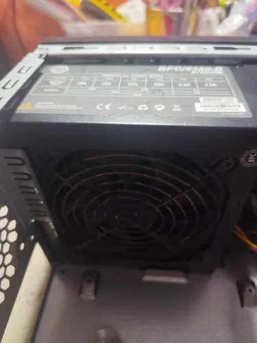 Fonte 600 watts não e 80 plus