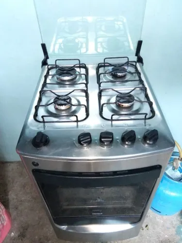 Fogão quatro bocas, a venda