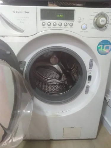 Máquinas lava e seca Electrolux