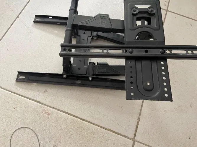 Suporte Tv articulado de paredes para tvs ELG A02v6N