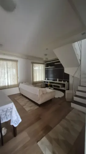ALUGO CASA MOBILIADA BAIRRO NOVO