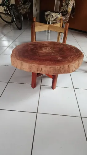 Mesa rústica de centro madeira 