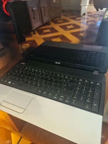 Vendo notebook acer i3